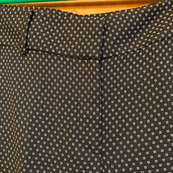 Ann Taylor Ankle dot pants - Picture 5 of 5